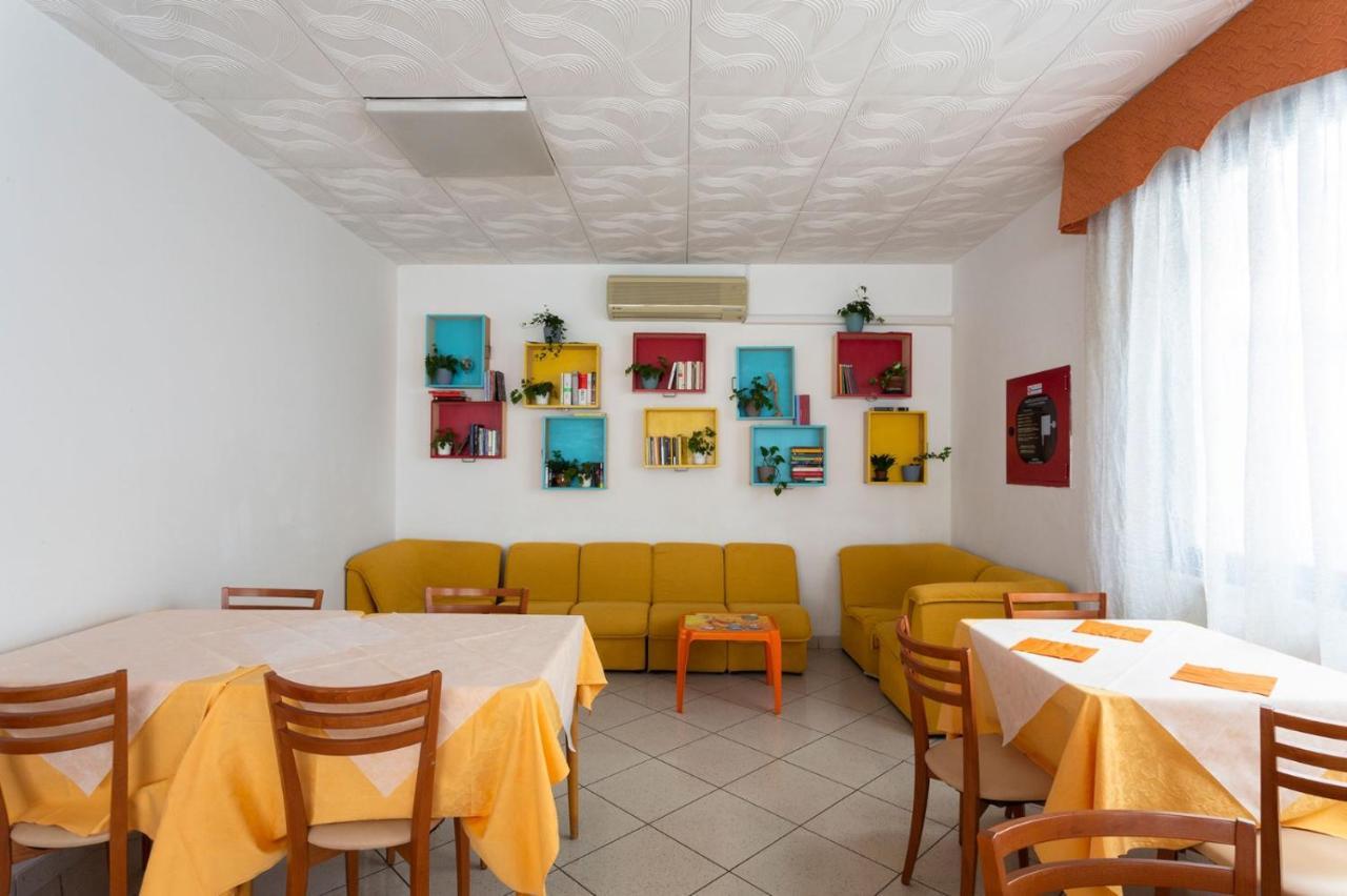 Hotel Zenith Rimini Exterior photo
